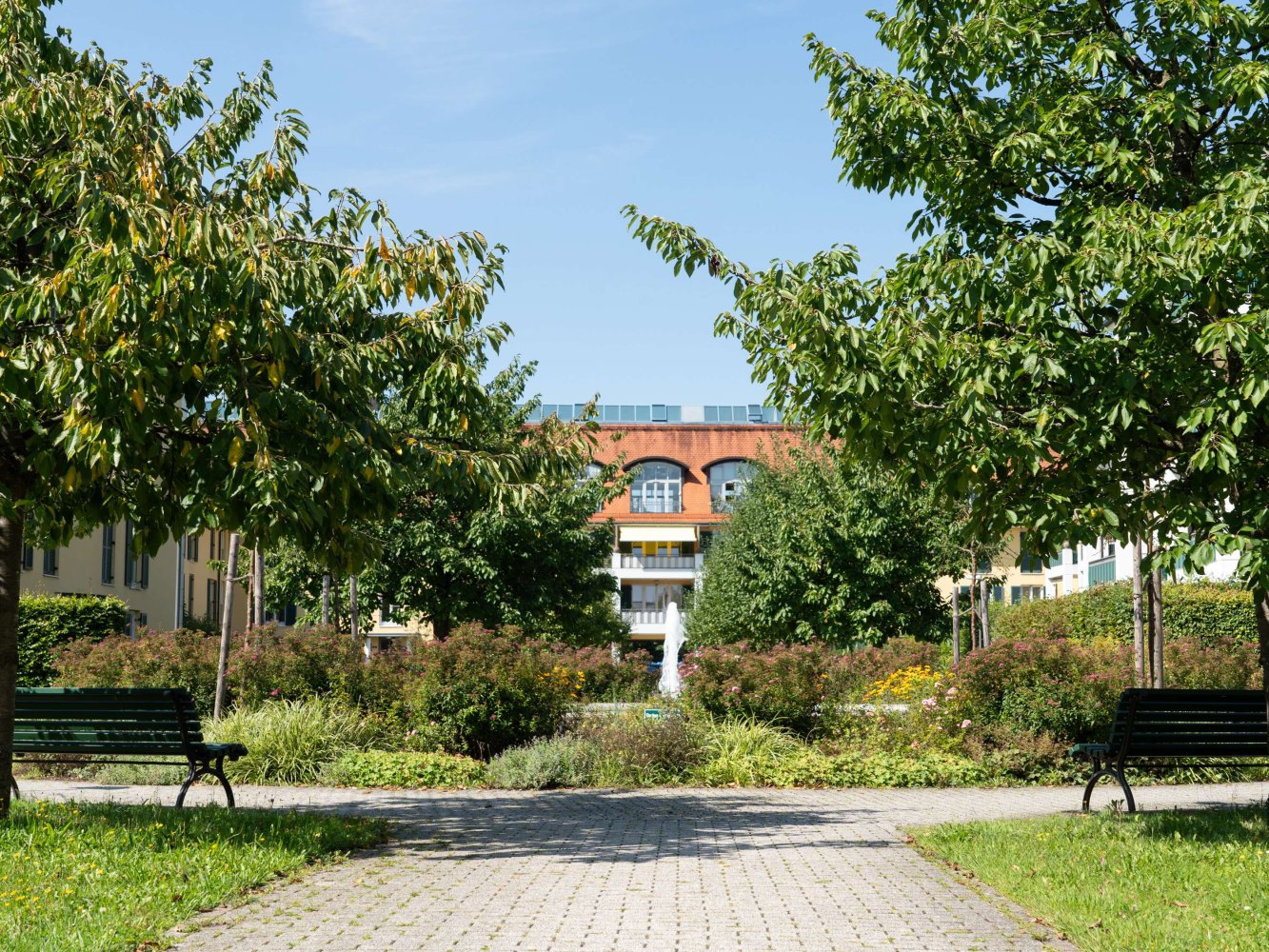 Квартира с 1 спальней в Мюнхен, Германия № 218156