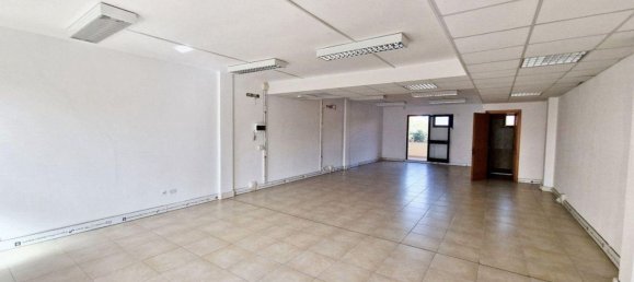 Escritório em Olbia, Italy 90 m² N.º 372003 4
