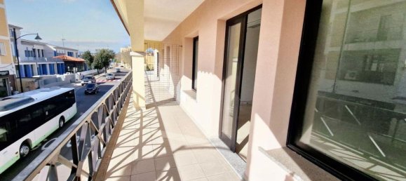 Escritório em Olbia, Italy 90 m² N.º 372003 7