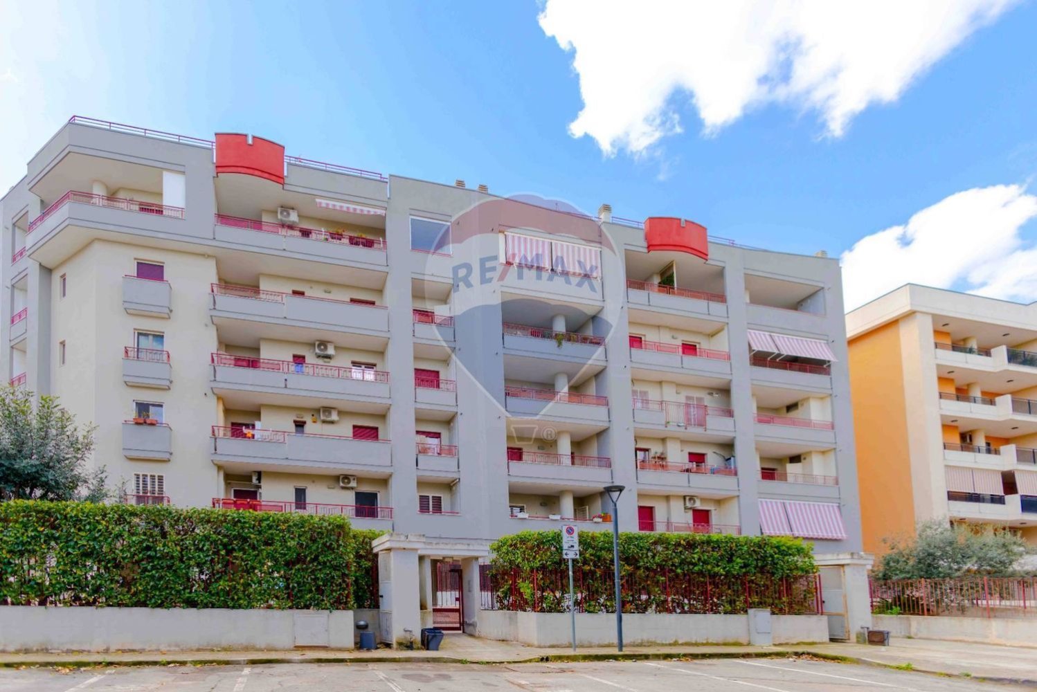 3 rooms Apartment in Casamassima, Italy No. 35490