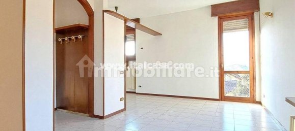 2 bedrooms Apartment in Alzano Lombardo, Italy No. 290411 4