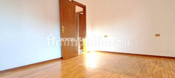 2 bedrooms Apartment in Alzano Lombardo, Italy No. 290411 13