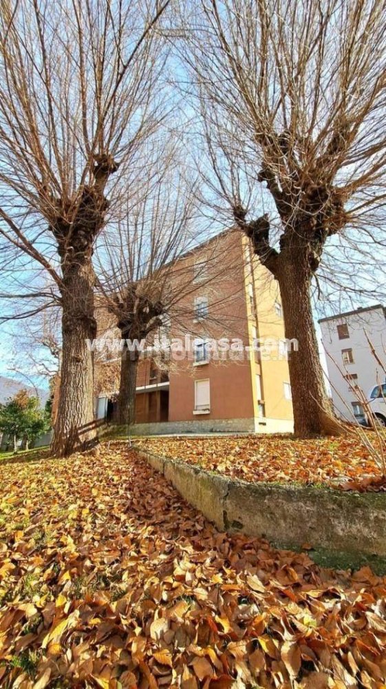 2 bedrooms Apartment in Alzano Lombardo, Italy No. 290411