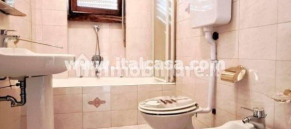 2 bedrooms Apartment in Alzano Lombardo, Italy No. 290411 17