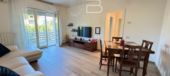 5 bedrooms Apartment in Uzzano, Italy No. 339464 2