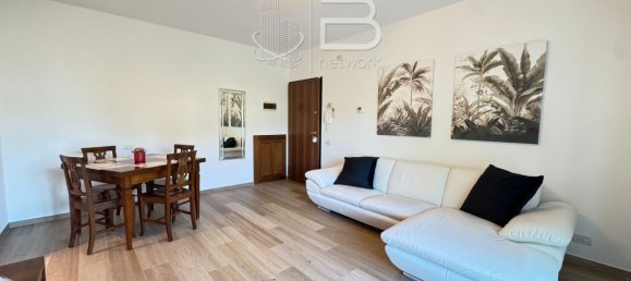 5 bedrooms Apartment in Uzzano, Italy No. 339464 3
