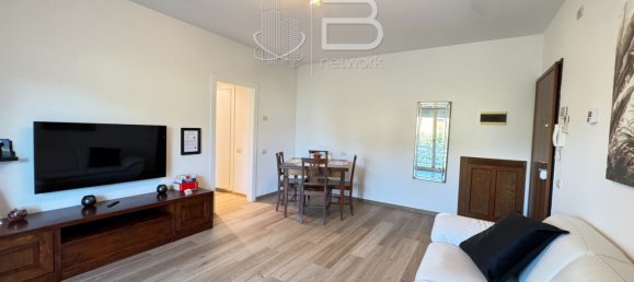 5 bedrooms Apartment in Uzzano, Italy No. 339464 6