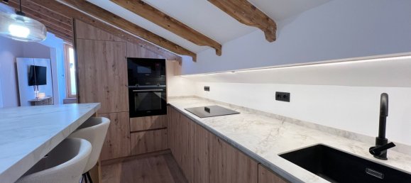 2 Schlafzimmer Penthouse in Ciutat Vella, Spain, Nr. 143739 5