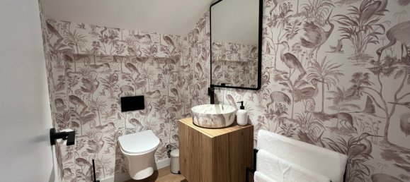 2 Schlafzimmer Penthouse in Ciutat Vella, Spain, Nr. 143739 3