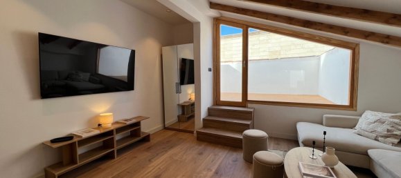 2 Schlafzimmer Penthouse in Ciutat Vella, Spain, Nr. 143739 11