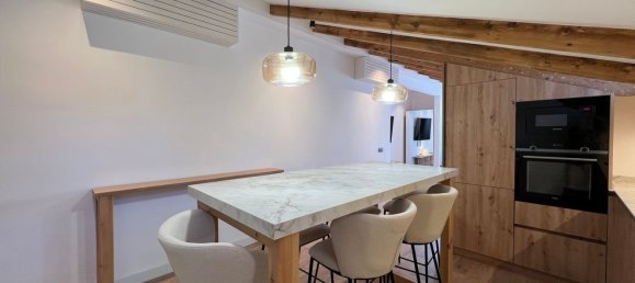 2 Schlafzimmer Penthouse in Ciutat Vella, Spain, Nr. 143739 4