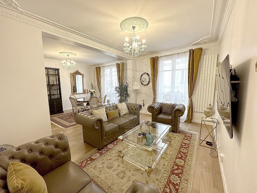 1 chambre Appartement à Neuilly-sur-Seine, France No. 165715