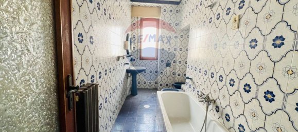 3 bedrooms House in Baia e Latina, Italy No. 377393 25