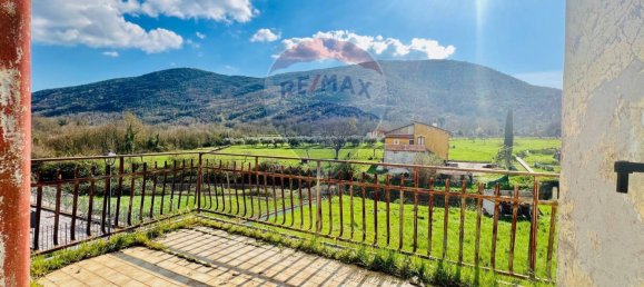 3 bedrooms House in Baia e Latina, Italy No. 377393 9