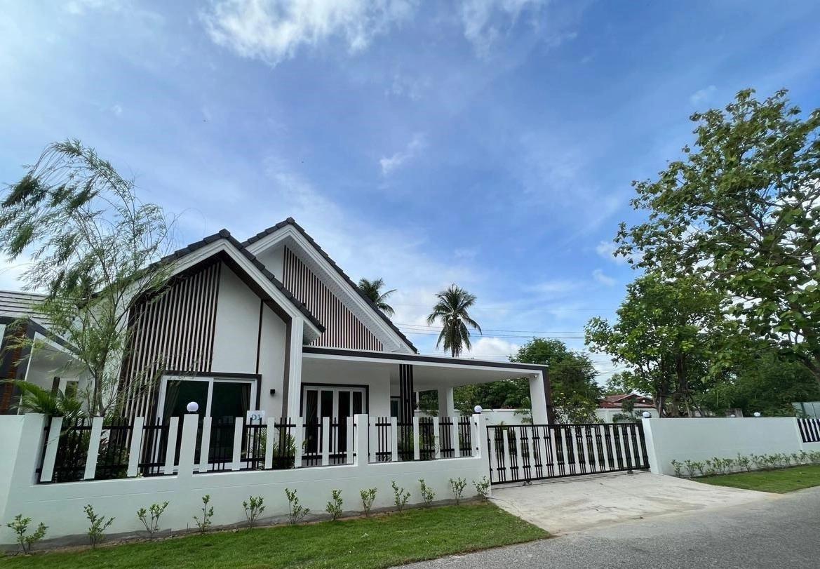 3 bedrooms Penthouse in Pattaya, Thailand No. 22542