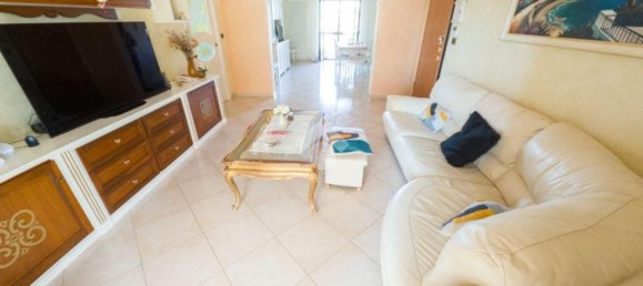 3 chambres Appartement à Manfredonia, Italy No. 337365 5