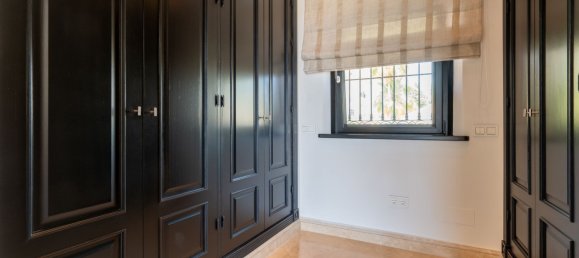 5 bedrooms Villa in Mijas, Spain No. 150688 22