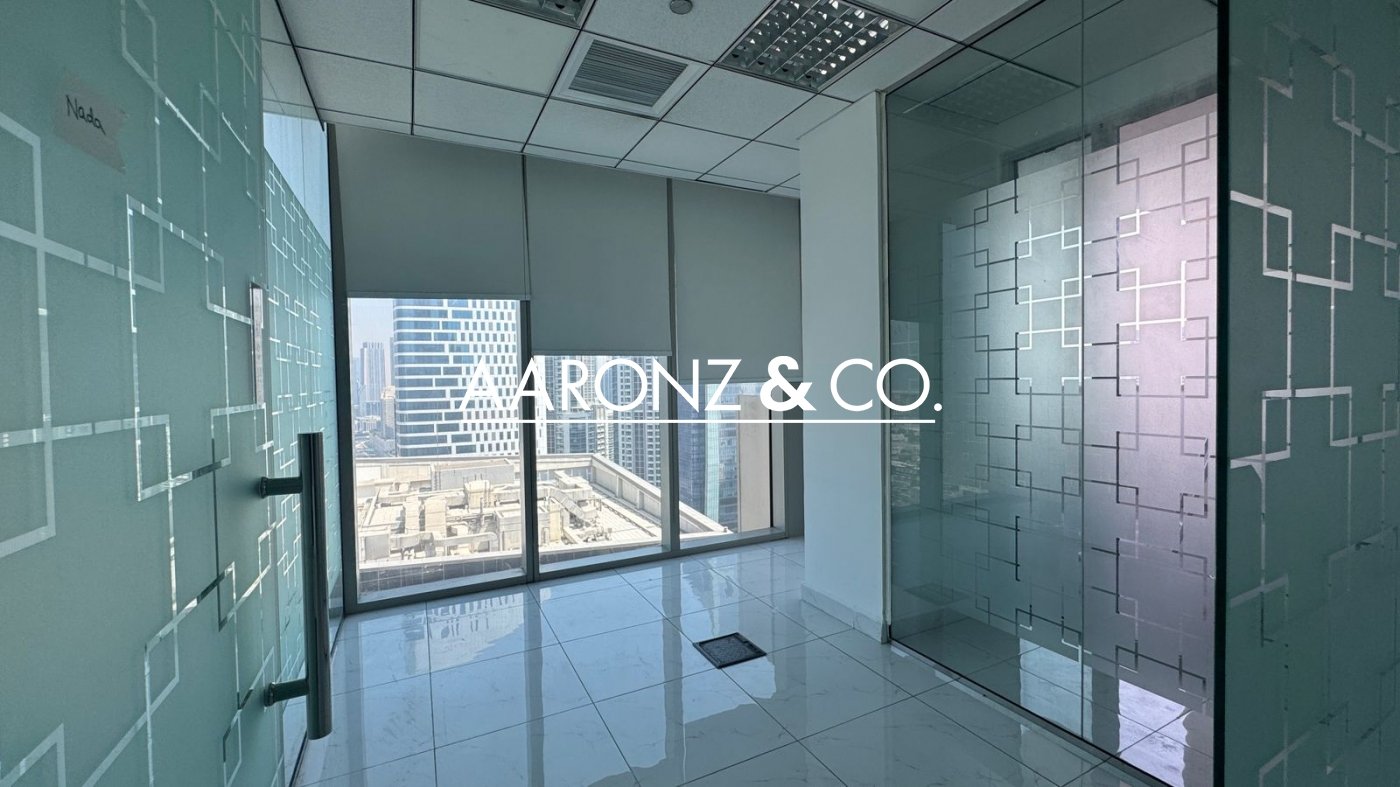 177m² Office in Business Bay, UAE No. 111802