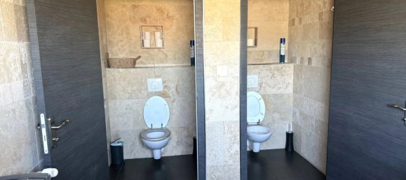 Propiedad comercial en Compiegne, France 220 m² No. 220988 9