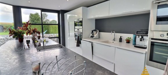 6 bedrooms House in Cambrai, France No. 55344 8