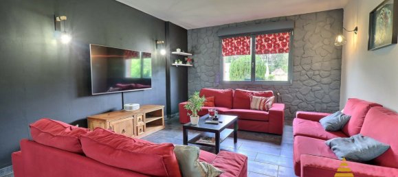 6 bedrooms House in Cambrai, France No. 55344 12