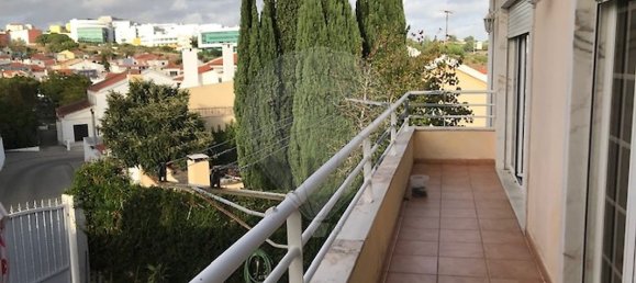 Casa de 5 dormitorios en Porto Salvo, Portugal No. 180256 28