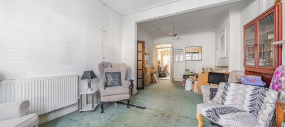 3 bedrooms Commercial property in London, United Kingdom No. 7666 12