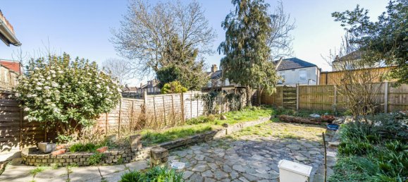 3 bedrooms Commercial property in London, United Kingdom No. 7666 4