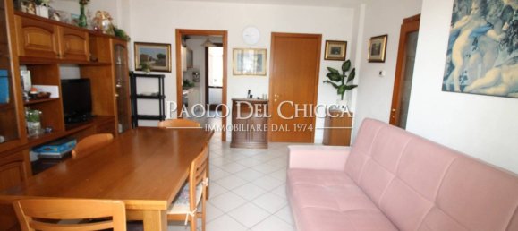 2 bedrooms Apartment in Livorno, Italy No. 290925 4