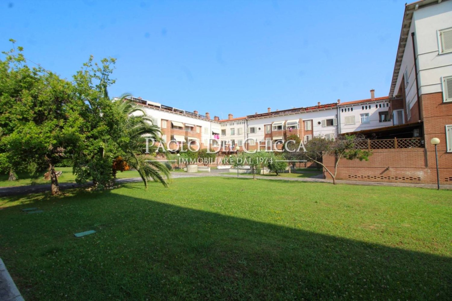 2 bedrooms Apartment in Livorno, Italy No. 290925