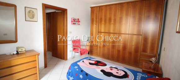 2 bedrooms Apartment in Livorno, Italy No. 290925 10