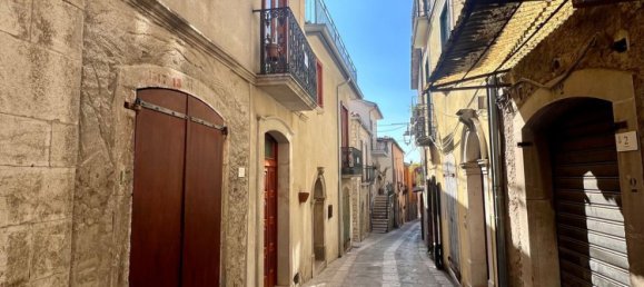 12غرفة قلاع في Taurasi, Italy رقم 276089 32