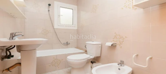 3 bedrooms Apartment in Abrera, Spain No. 69727 5