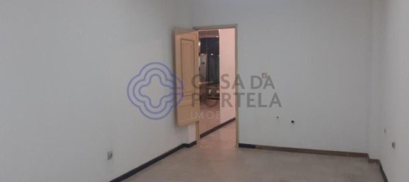 Gewerbliche Immobilie in Porto, Portugal 40m², Nr. 32756 22