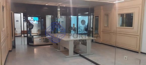 Gewerbliche Immobilie in Porto, Portugal 40m², Nr. 32756 6