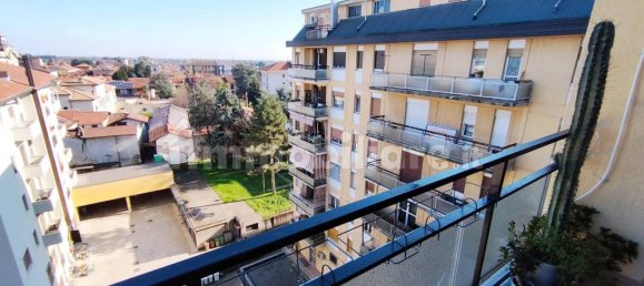 3 Schlafzimmer Wohnung in Cerro Maggiore, Italy, Nr. 207745 10