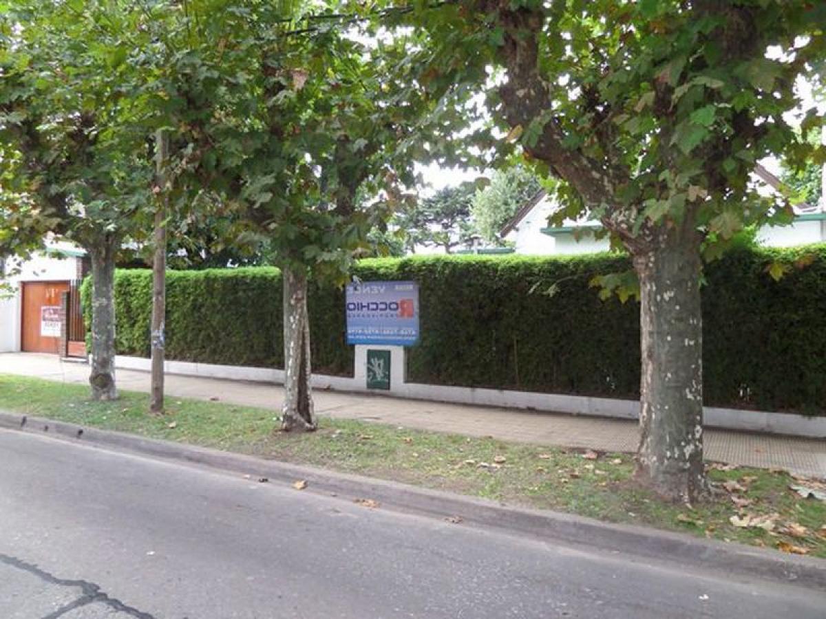 3 bedrooms House in General San Martin, Argentina No. 20701