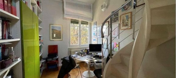 6 rooms Penthouse in Florence, Italy No. 36850 12