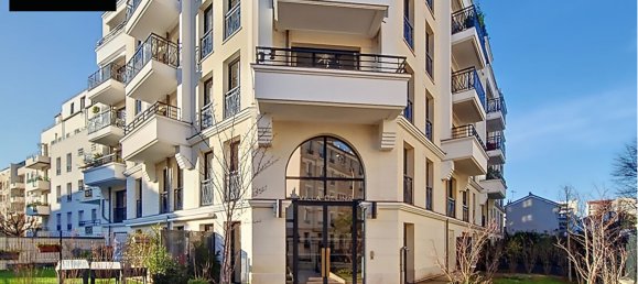 1 bedroom Apartment in Courbevoie, France No. 178272 25