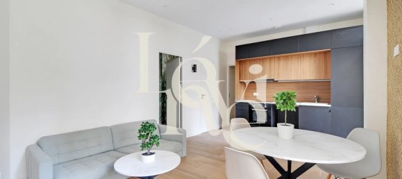 2 bedrooms Apartment in Paris, France No. 332780 9