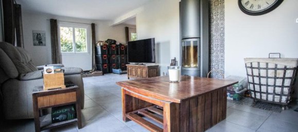 4 bedrooms House in Dordogne, France No. 333237 2