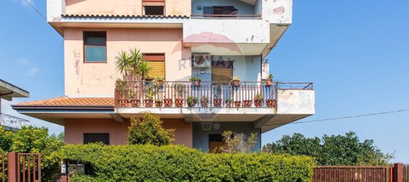 3 غرف نوم شقة في Tremestieri Etneo, Italy رقم 370038 2