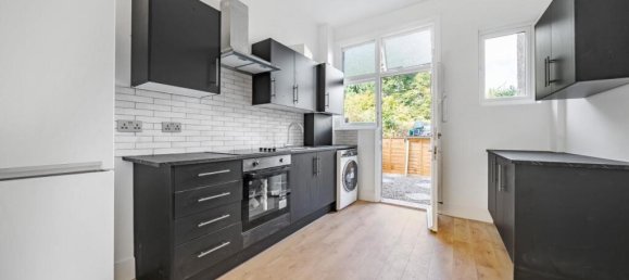 2 bedrooms House in Beckenham, United Kingdom No. 14437 7