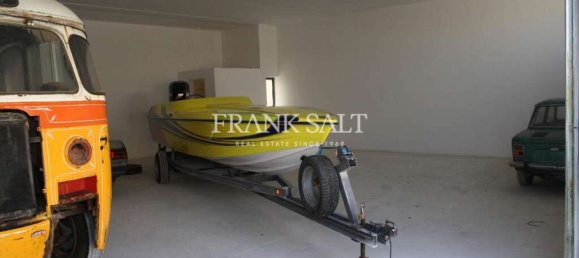 Lagerhaus in Zabbar, Malta 140m², Nr. 12590 5