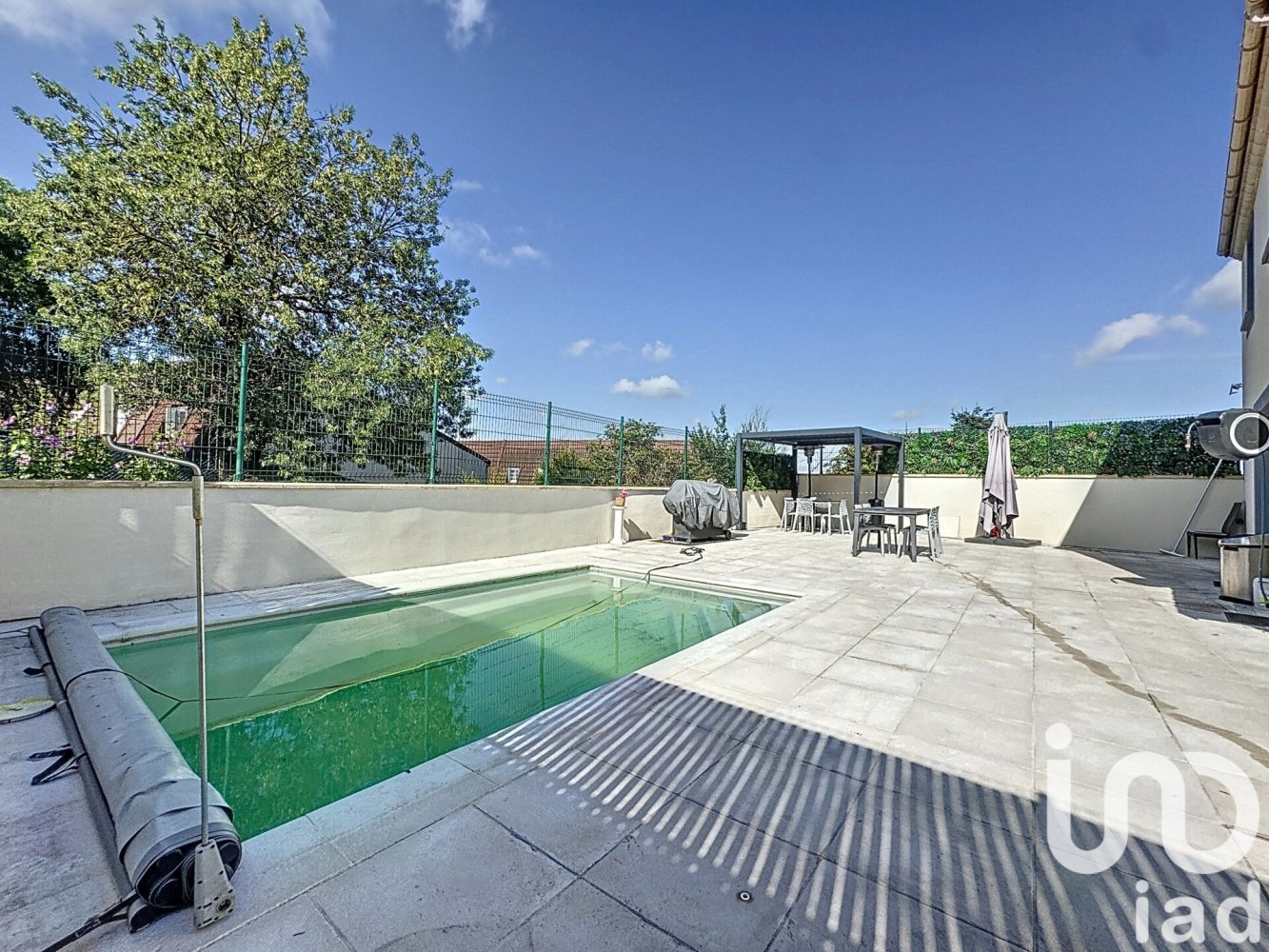 Casa de 6 habitaciónes en Morangis, France No. 284939