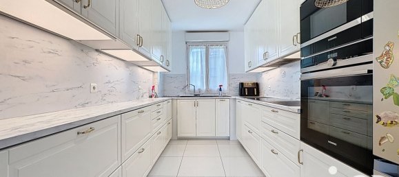 Casa de 6 habitaciónes en Morangis, France No. 284939 5