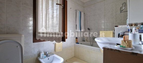 3 Schlafzimmer Wohnung in Udine, Italy, Nr. 272772 16