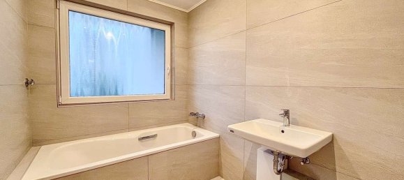 3 Schlafzimmer Wohnung in Düsseldorf, Germany, Nr. 105803 8