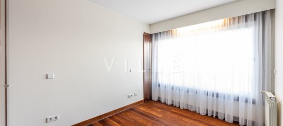 4 bedrooms Apartment in Porto, Portugal No. 120520 14