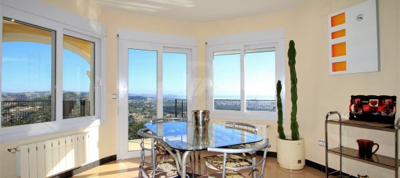 3 bedrooms Villa in Calpe, Spain No. 3154 7